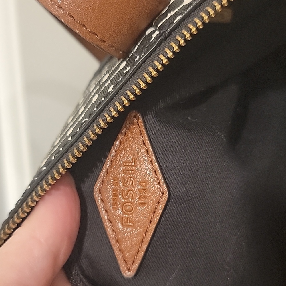 Fossil Vegan Leather Handbag Black Dotted Tote - Picture 4 of 11
